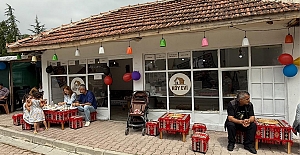 Tarihin kalbinde otantik mola: Alacahöyük’te Köy Evi Cafe hizmete açıldı