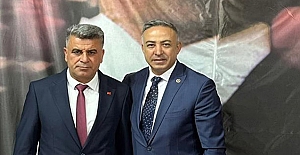 Alaca İlçe Kongresi’nde bayrak değişimi! Adem Şahin ilçe başkanı seçildi