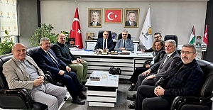 AK Parti'de İlçe Başkanları ile bir araya gelindi