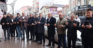 Cadde Pilav&Kokoreç’e görkemli açılış