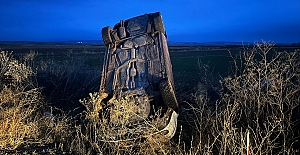 Çorum'da takla atan otomobil dik durdu