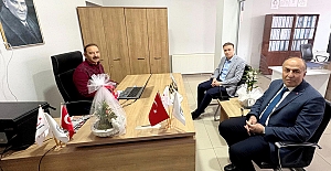 Kaymakam Dinçer ve Başkan Arslan’dan Noter Abdullah Bahçeci’ye ‘hayırlı olsun’ ziyareti