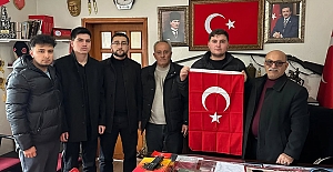 Alaca Ülkü Ocakları’ndan Türk Bayraklı...