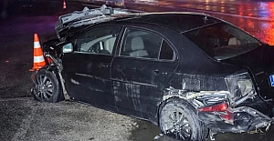 Alaca'da araç hurdaya döndü: 1 yaralı