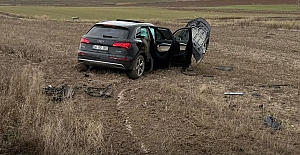 Çorum'da otomobil, TIR ile çarpıştı: 4 yaralı