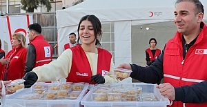 Akif Yurt Lefkoşa’daki dayanışma iftarına katıldı