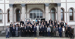 Alaca’da bayramlaşmaya yoğun katılım