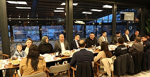 Başarı gösteren öğrenciler iftar sofrasında buluştu