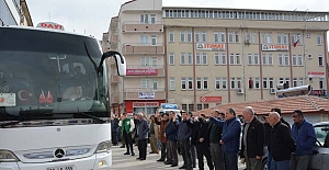 Alaca'daki Umre yolcuları dualarla uğurlandı