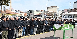 Menşure Keleş, gözyaşları arasında toprağa verildi