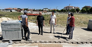 Belediye ekipleri, ilçe genelinde hummalı çalışmalarını sürdürüyor