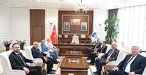 Başkan Aşgın’a hayırlı olsun ziyaretine Başkan Arslan da katıldı