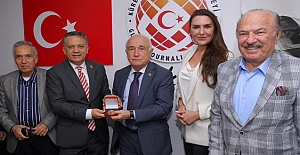 Cemil Çiçek: Yüzde yüz mutabakat olmadan yeni anayasa imkansız