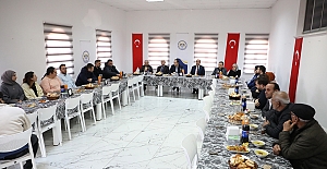 Kaymakam Tok ve Başkan Arslan doktorlarla yemekte bir araya geldi