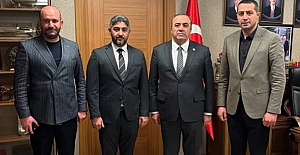 MHP Alaca İlçe Başkanlığı'ndan Milletvekili Vahit Kayıcı'ya ziyaret 