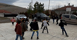 AK Gençlik gönülleri ısıtmaya Sarısüleyman Köyü ile devam etti
