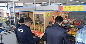 Zabıta ekiplerinden zincir marketlere sıkı denetim