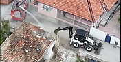 Alaca’da metruk evler yıkılıyor